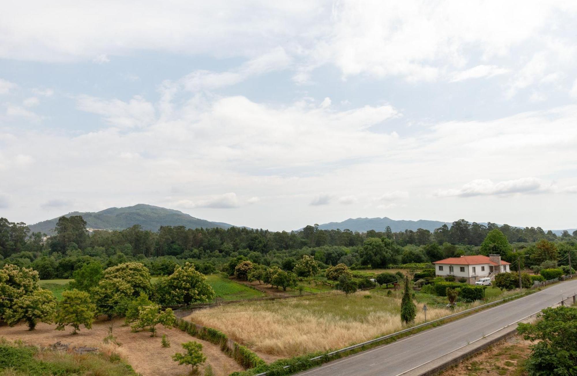 Sun House - Alojamento Local - Ponte De Lima Villa Exterior photo